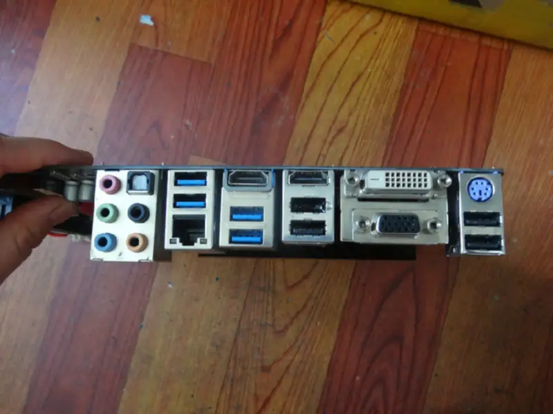 Placa-mãe de alto desempenho Asrock Fatal1ty H87