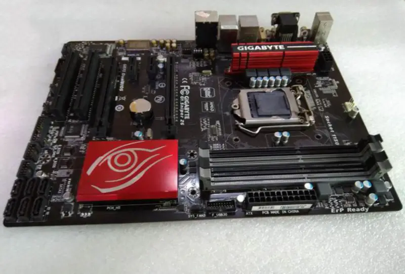 Placa-mãe Gigabyte G1.Sniper Z6 LGA 1150 DDR3