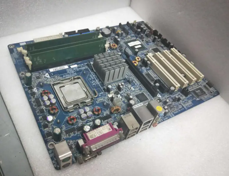 Placa-mãe para estação de trabalho Gigabyte GA-8IAX LGA 775