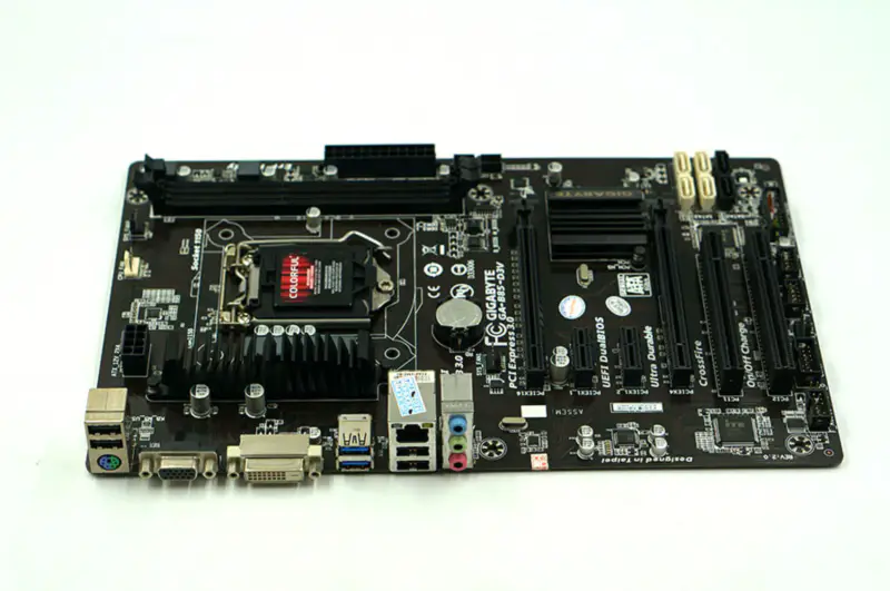 Placa-mãe Gigabyte GA-B85-D3V B85-D3V B85 LGA 1150 ATX