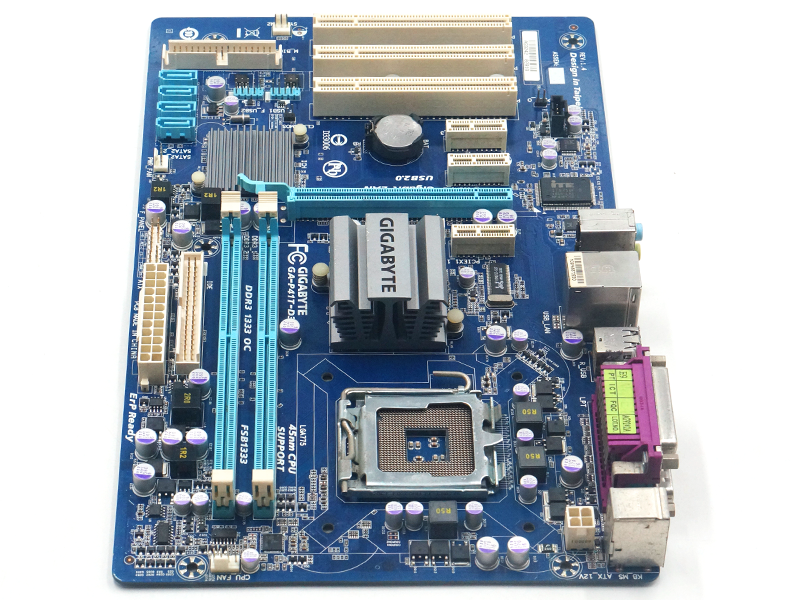 Placa-mãe Gigabyte GA-P41T-D3P