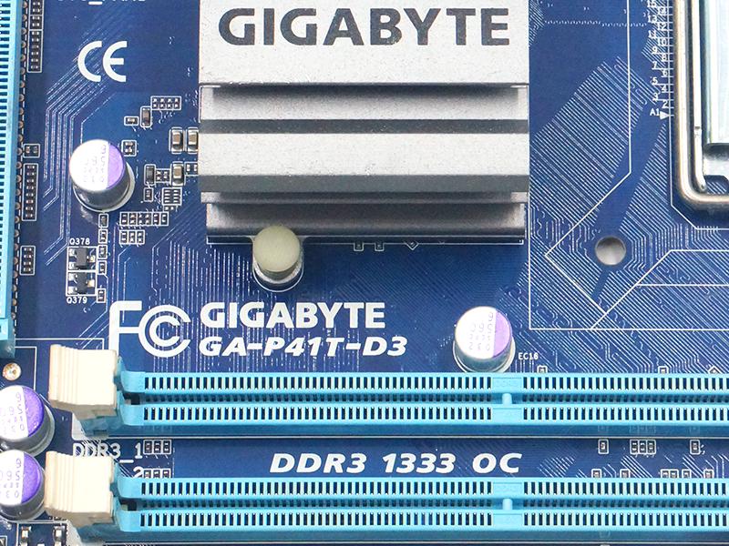 Placa-mãe Gigabyte GA-P41T-D3P