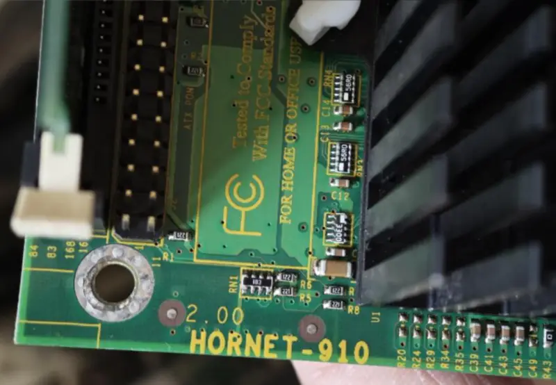 HORNET-910 Placa-mãe VIA Eden/C3 incorporada de tamanho médio para equipamento industrial