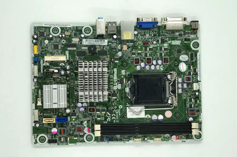 HP 712292-001 717071-501 717071-601 Placa-mãe IPM61-TB LGA 1155 H61