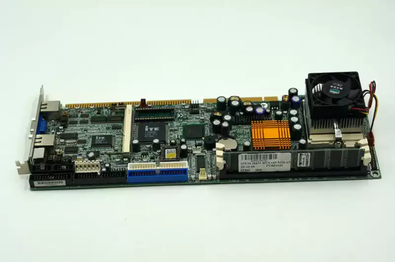 Placa-mãe industrial Ibase IB745 com CPU RAM e FAN