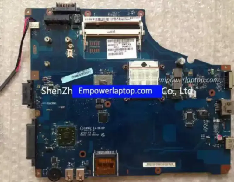 Toshiba SATELLITE L450 L450D LA-5831P K000085470 Placa-mãe