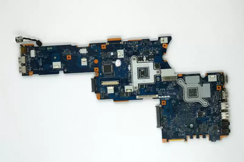Toshiba ou Satellite P855 K000135810 QFKAA LA-8391P Placa-mãe