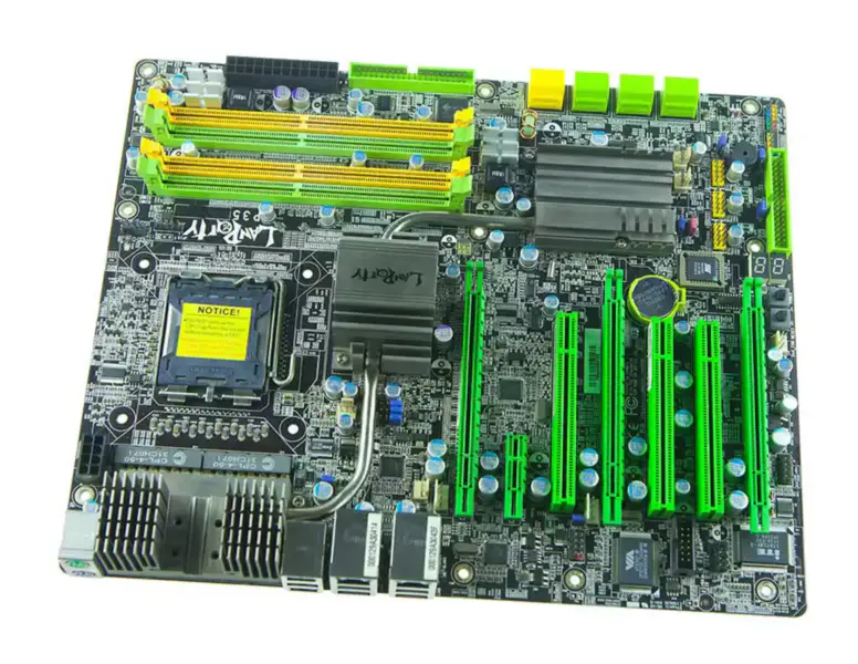 Placa-mãe industrial DFI LanParty UT P35-T2R