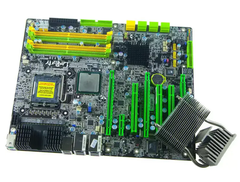 Placa-mãe industrial DFI LanParty LT X38-T2R