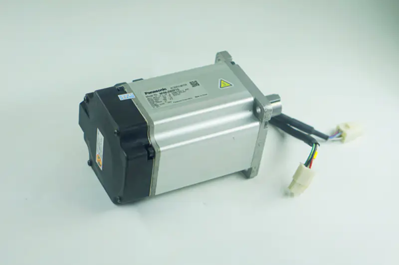 Servo motor 143-a30-b 1500w motor para aspirador MHMJ082P1S MHMJ082P1S