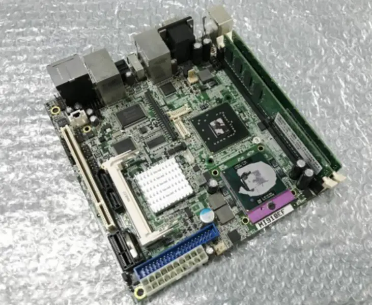 Placa-mãe de controlo industrial NEXCOM MI910FE