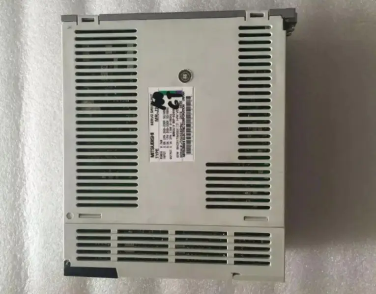 Servoaccionamento Mitsubishi MR-J2-100CT MRJ2100CT