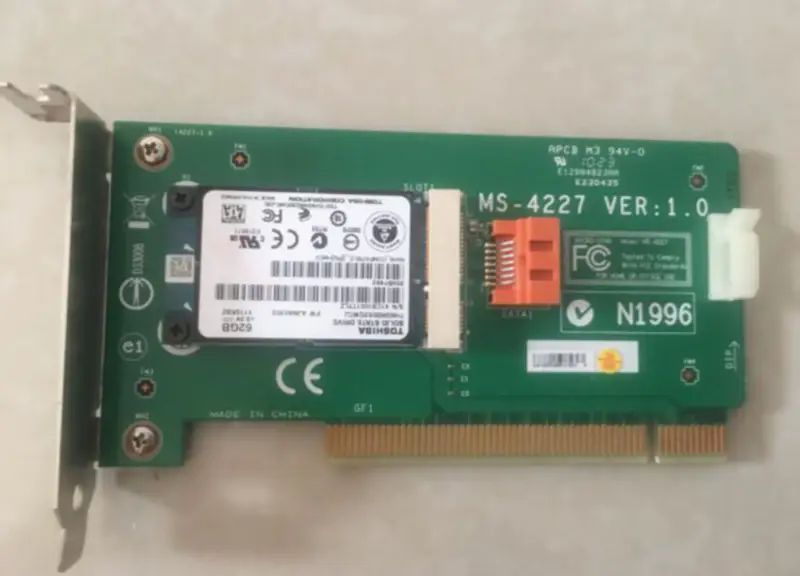 Adaptador de unidade de estado sólido MICRO-STAR MS-4227 VER:1.0 com SSD de 62G