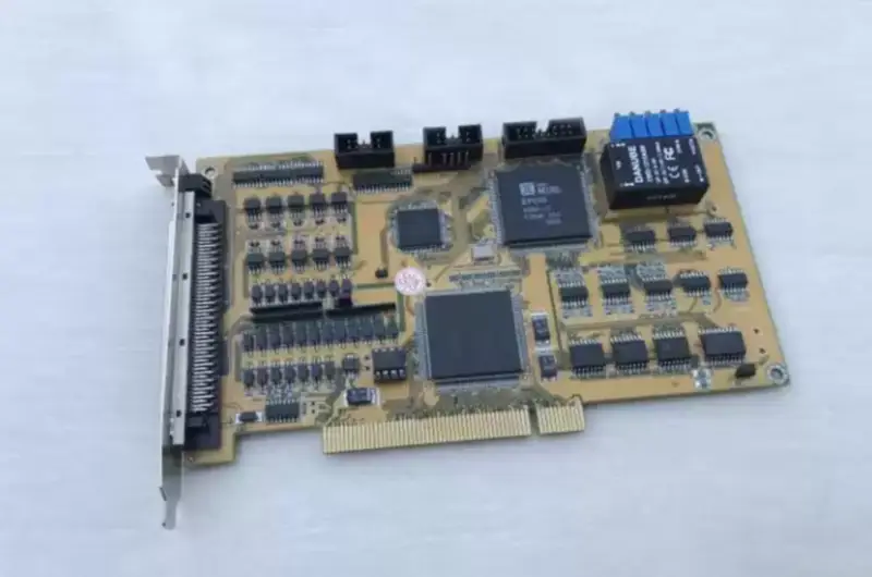 MCS MTC-610/611 V1.1 Placa de controlo de movimento servo / passo de 6 eixos