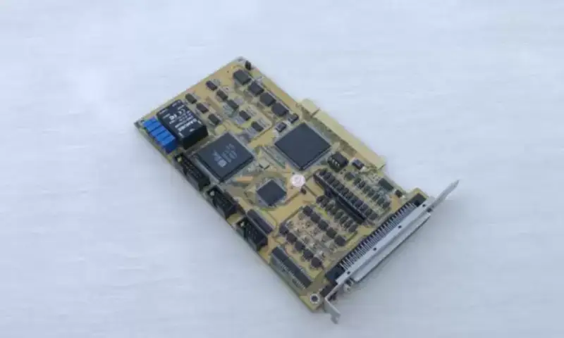 MCS MTC-610/611 V1.1 Placa de controlo de movimento servo / passo de 6 eixos