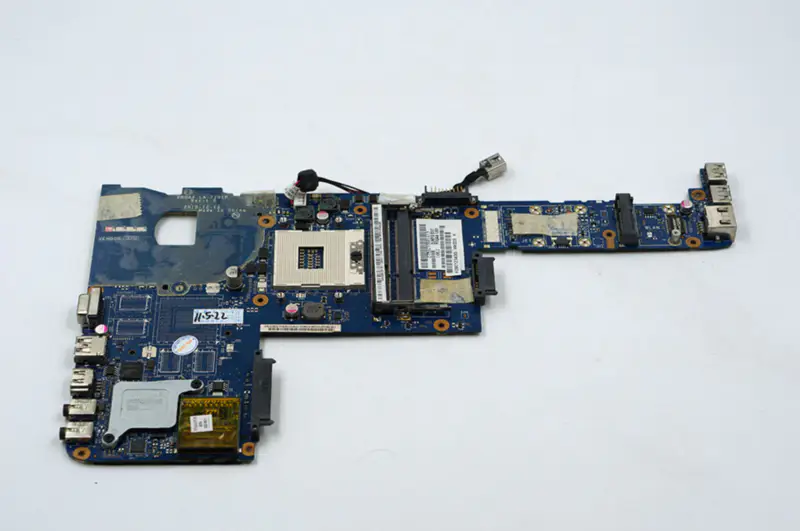 Placa-mãe Toshiba P745 K000125740 LA-7101P
