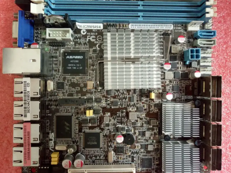 Placa-mãe Asus P9A-I/C2550/SAS/4L