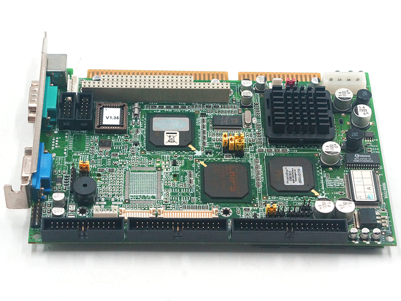 Placa-mãe Advantech PCA-6751