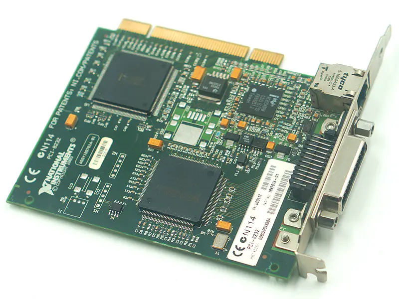 Placa-mãe industrial NI PCI-8232 189761A-01