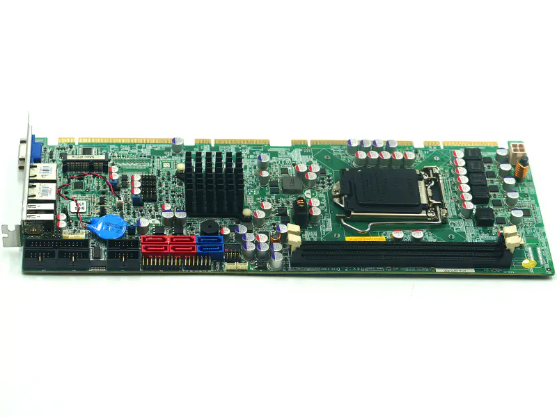 Placa-mãe IEI PCIE-Q670-R20