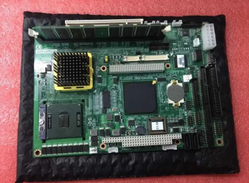 Placa-mãe industrial Advantech PCM-9582 REV.A1 PCM-9582F