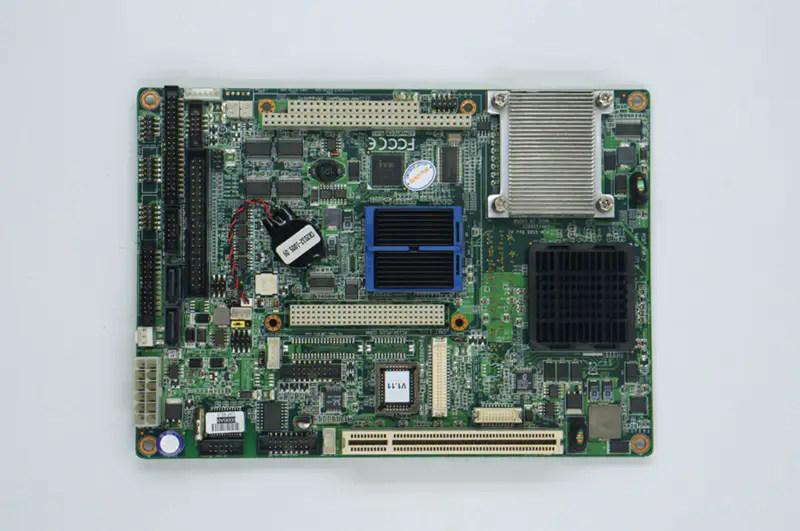 Placa-mãe industrial Advantech PCM-9588 Rev.A1 PCM-9588F
