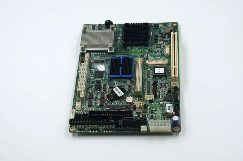 Placa-mãe industrial Advantech PCM-9588 Rev.A1 PCM-9588F