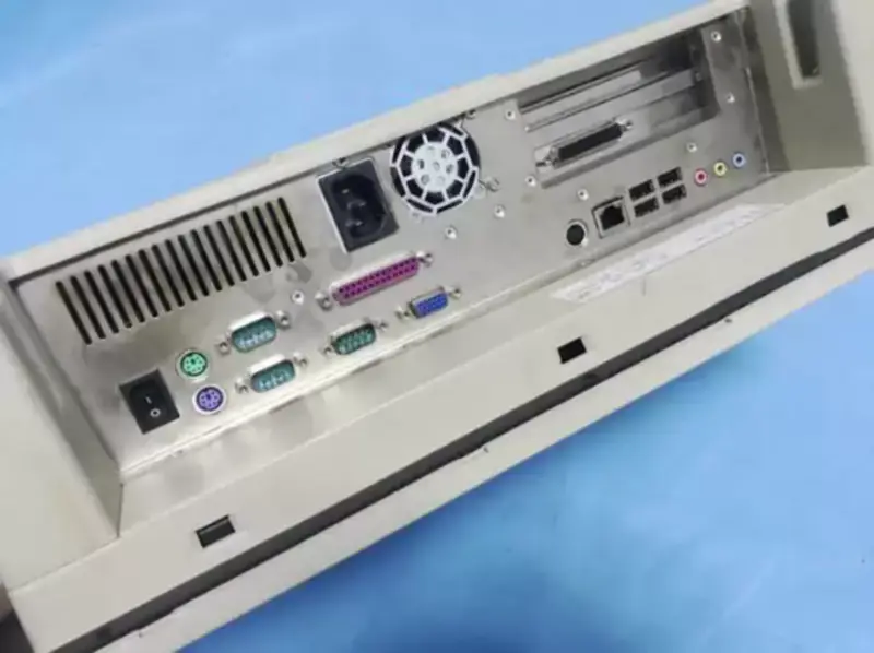 Advantech PPC-174T AIO PCM-9680 REV.A1 Placa-mãe para equipamento industrial