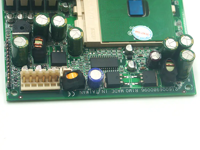 Placa-mãe Portwell ROBO-698 216006980096 R1M0