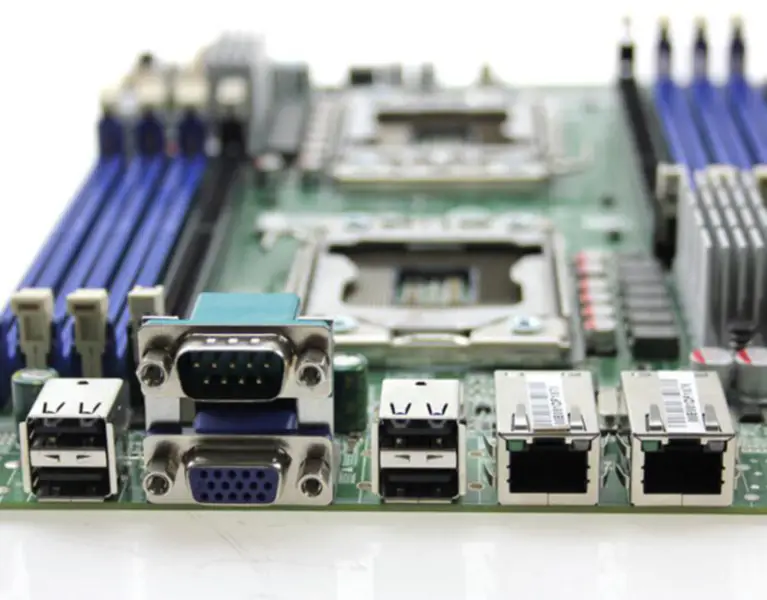 Placa-mãe TYAN S7002G2NR-LE