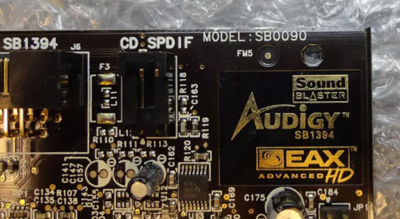 Placa de som Creative Sound Blaster Audigy SB0090 PCI de 5.1 canais