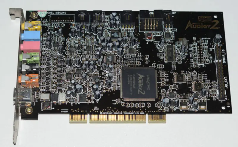 Placa de som Creative Sound Blaster Audigy 2 SB0240 PCI de 7.1 canais