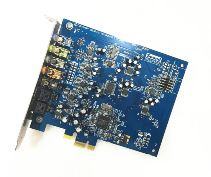 Placa de som Creative SB1040 Sound Blaster X-Fi Xtreme Audio PCI-E Modo de saída de som: 7.1