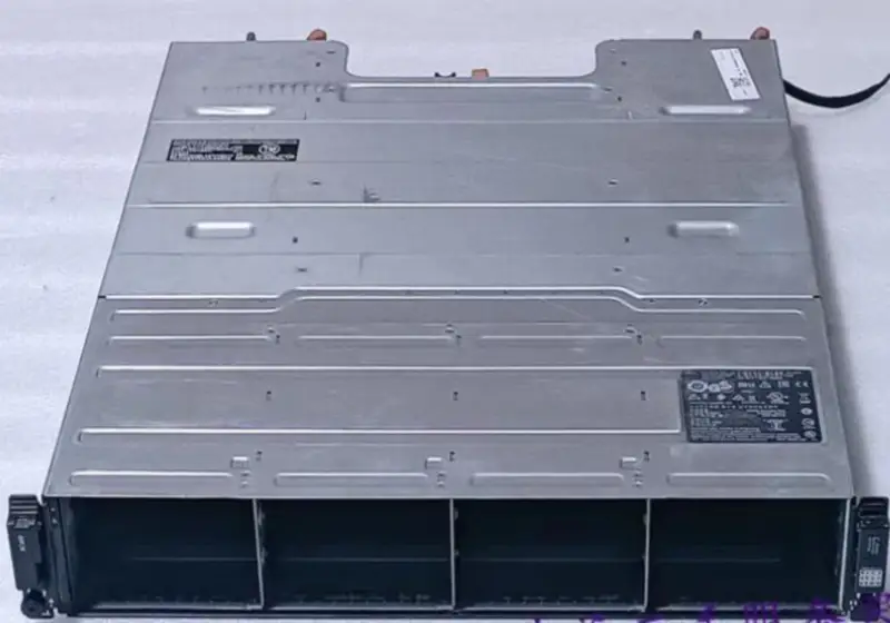 Gabinete de expansão DELL SCV2000 SC100