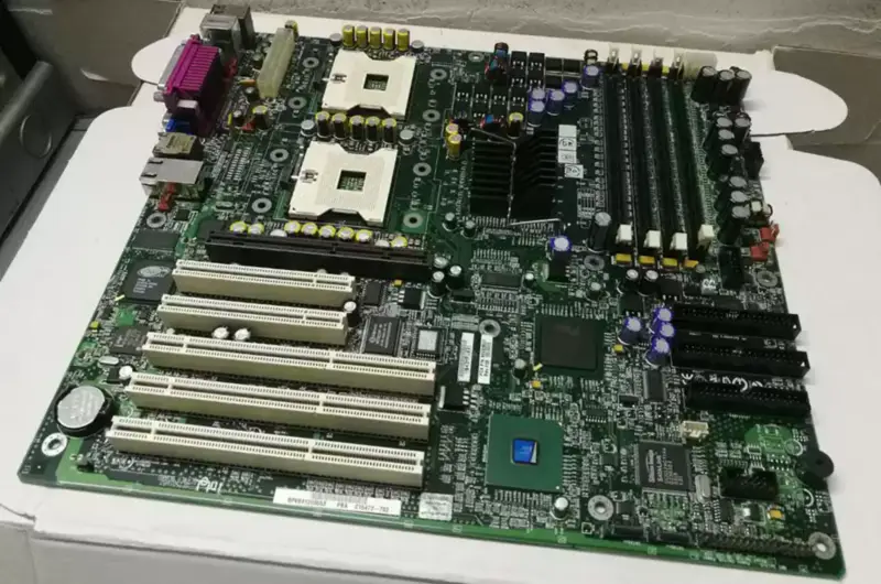 Intel SE7505VB2 604 interface Placa-mãe para servidor Dual Xeon