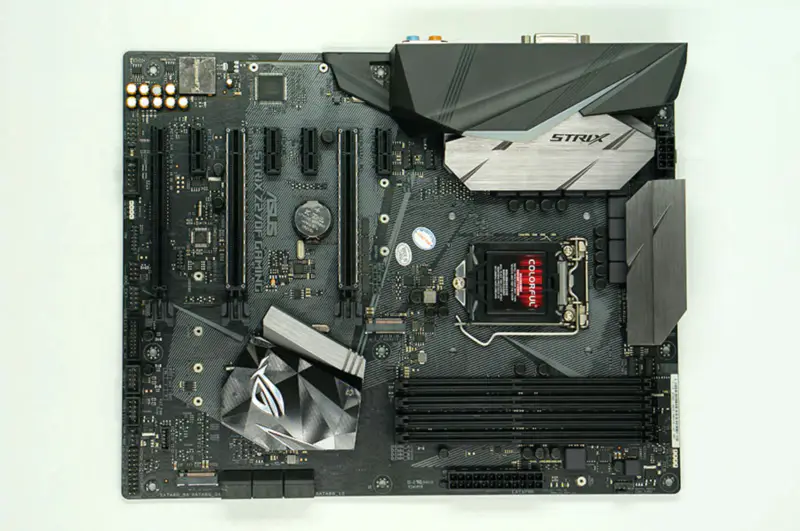 Placa-mãe para desktop Asus ROG STRIX Z270F GAMING