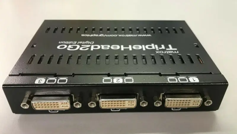 Adaptador para vários ecrãs Matrox TripleHead2Go Digital T2G-D3D-IF
