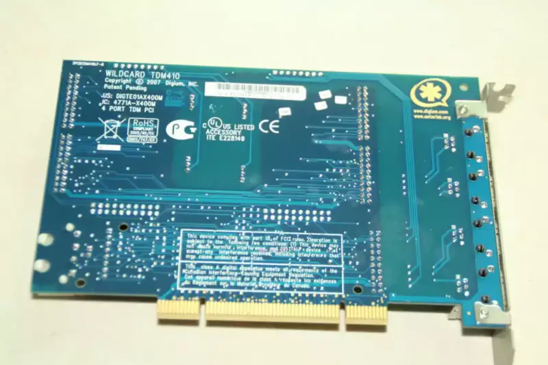 Asterisk TDM410P Placa de Voz Analógica de 4 Canais com Módulos FXO+FXS