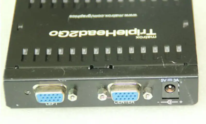 Adaptador digital para vários ecrãs Matrox TripleHead2Go