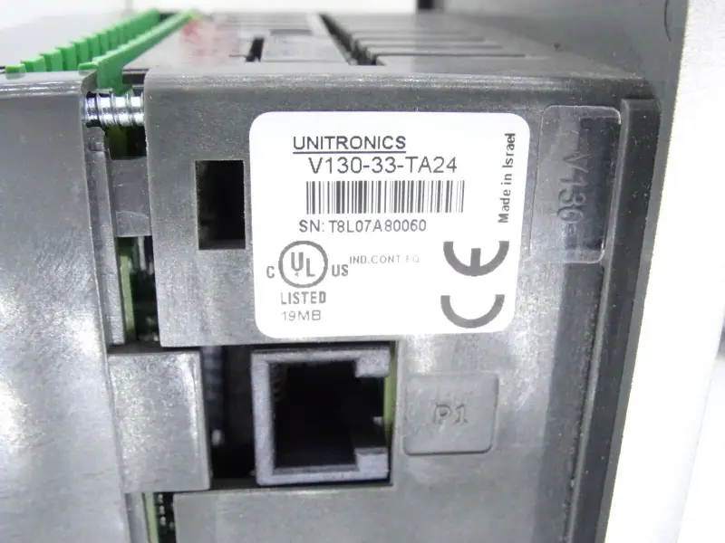 Controlador de ecrã tátil Unitronics V130-33-TA24