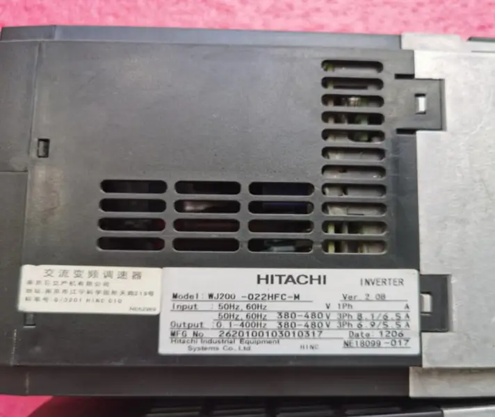 INVERSOR HITACHI WJ200-022HFC-M 2.2KW NOVO