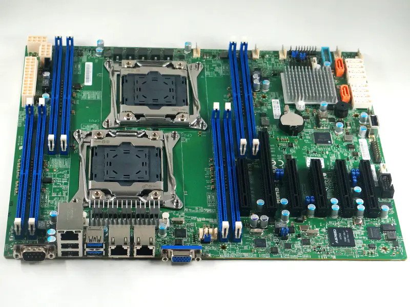 Placa-mãe SuperMicro X10DRL-I
