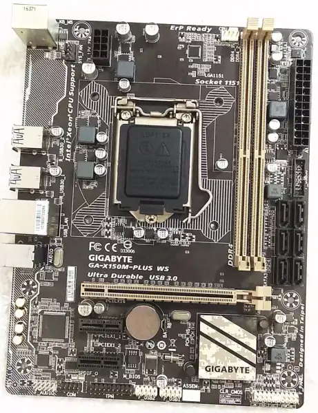 Placa-mãe Gigabyte GA-X150M-PLUS WS