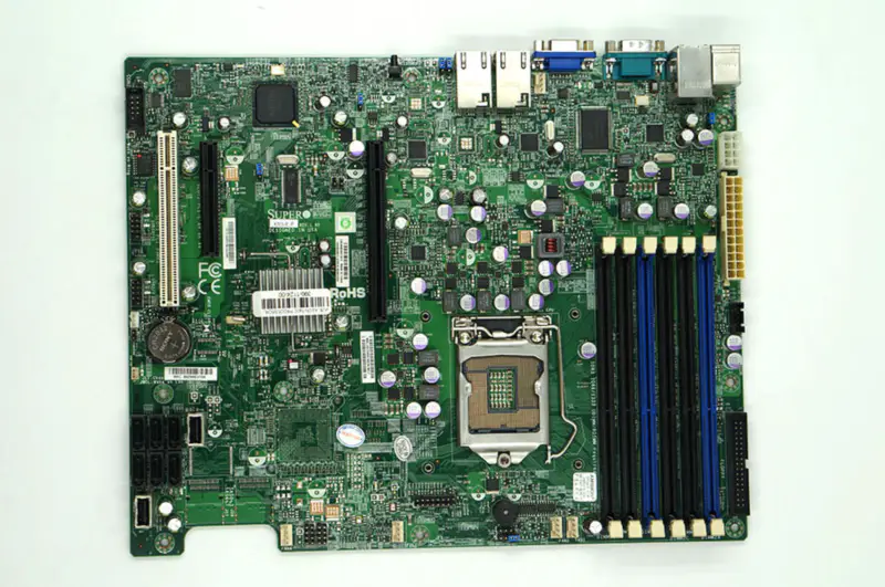 SuperMicro X8SIE-F LGA1156 Placa-mãe de servidor único S3420 Chipset 6 ranhuras de memória LAN Gigabit dupla