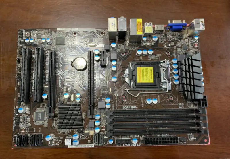 Placa-mãe Asrock Z77 PRO3