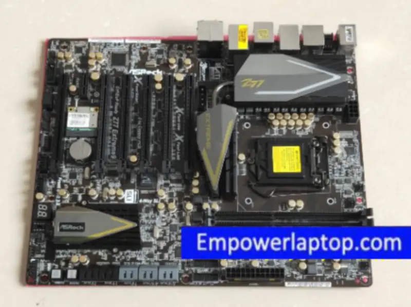 Placa-mãe Asrock Z77 Extreme9