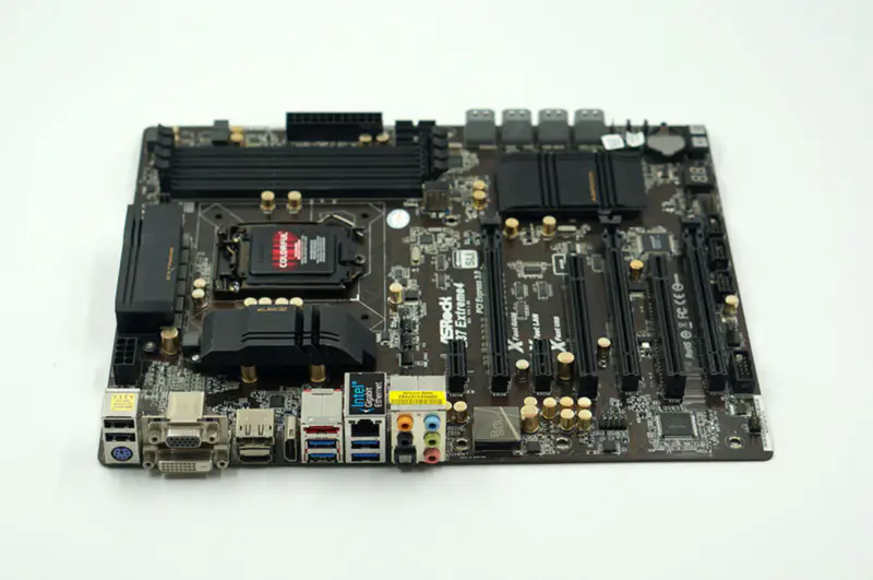 Placa-mãe ASROCK Z87 Extreme 4 LGA1150 DDR3 32G ATX