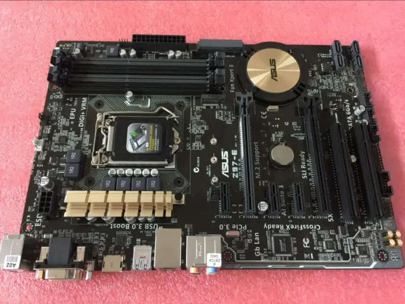 Placa-mãe Asus Z97-E