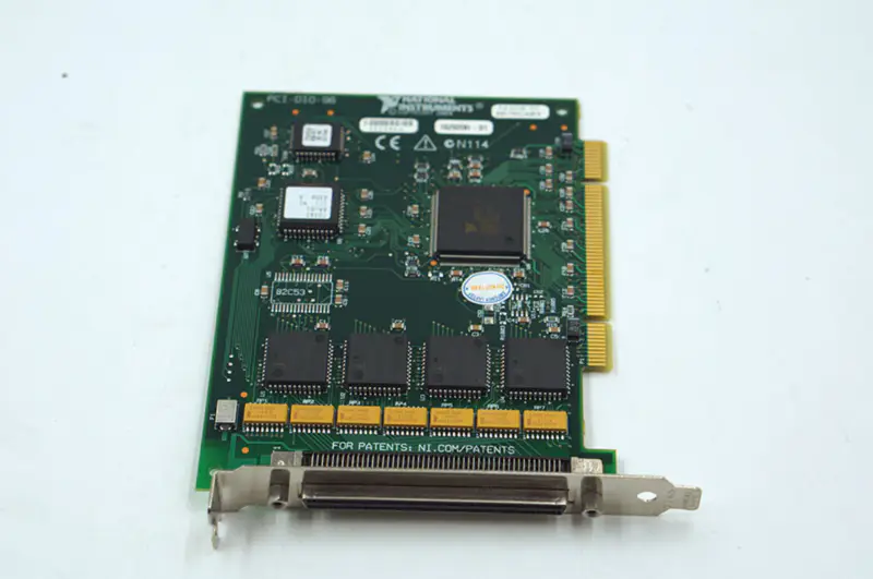 Placa de E/S digital paralela PCI NI PCI-DIO-96 de 96 bits