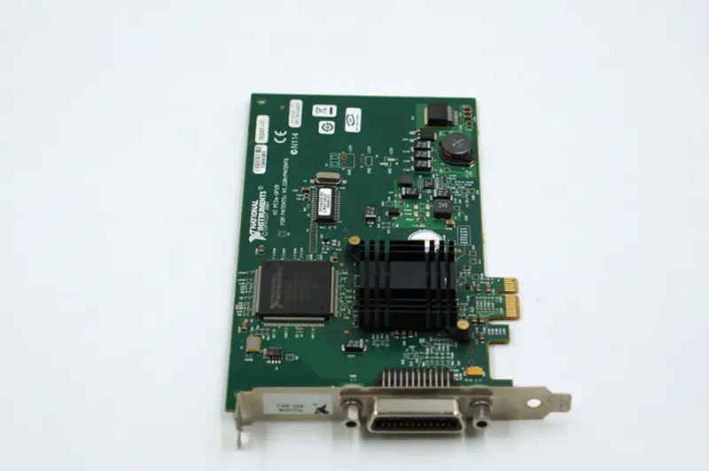 Cartão de aquisição de placa NI PCIe-GPIB